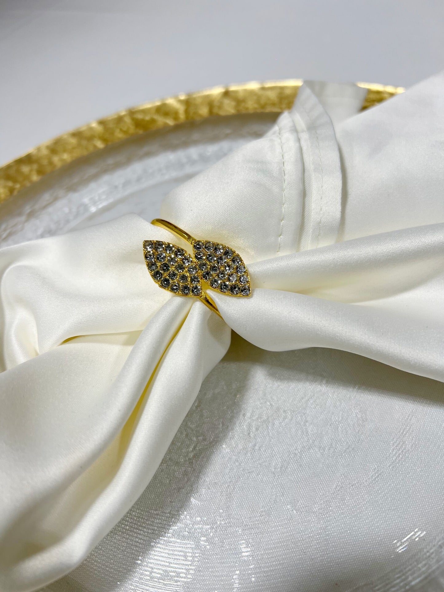 Rhinestone Leaf Napkin Ring