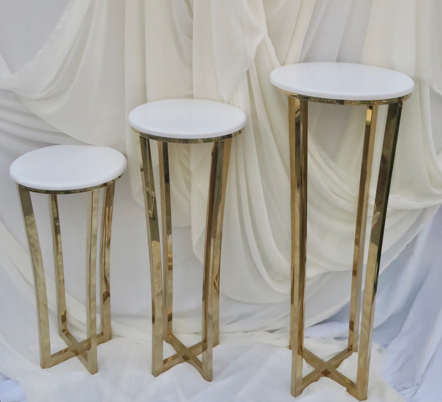 Gold w/ White Top Round Plith