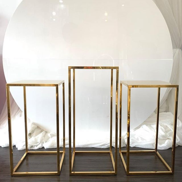 Gold Pipes w/ White Top Rectangle Plinth