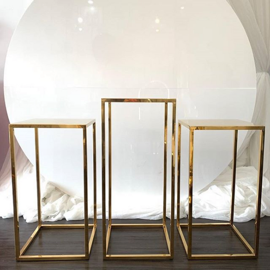 Gold Pipes w/ White Top Rectangle Plinth