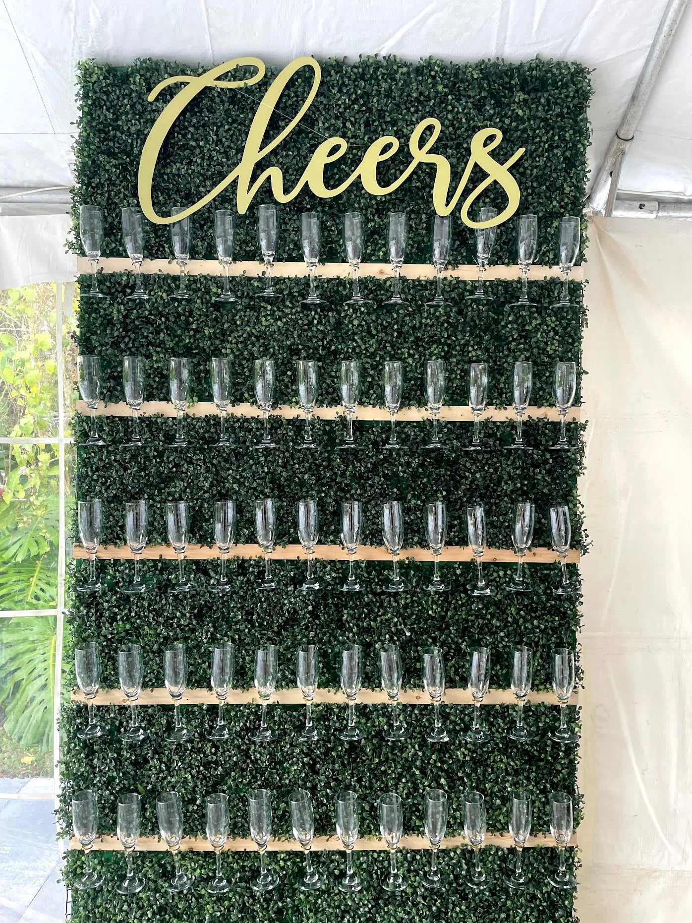 Grass Champagne Wall w/ Room for Sign