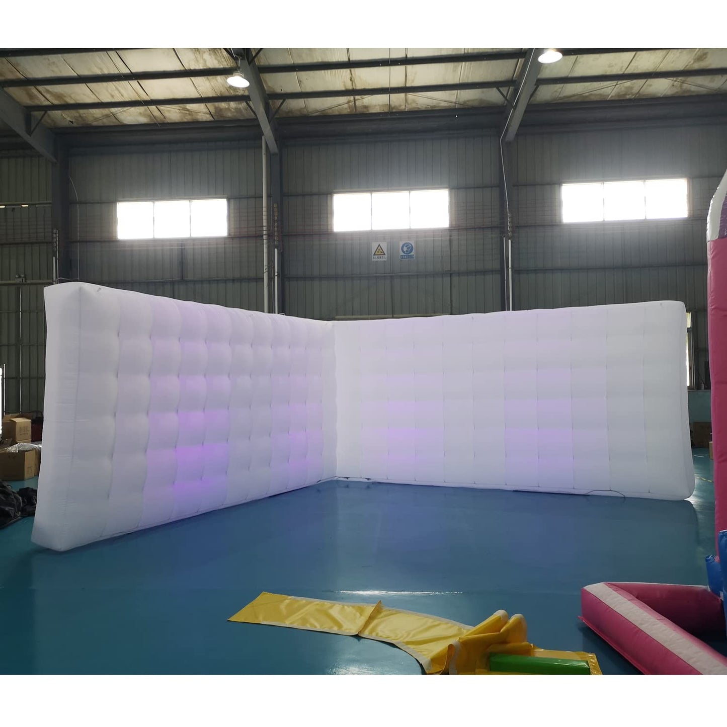 Inflatable Walls