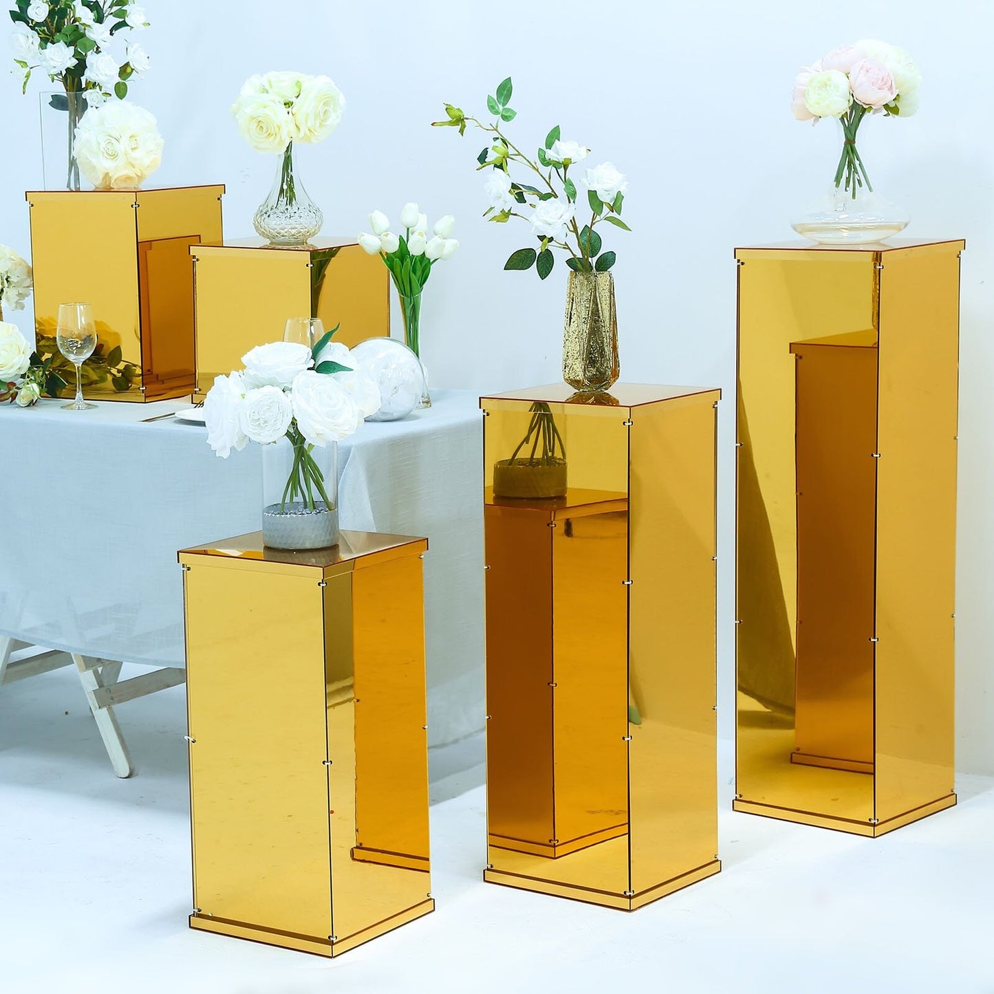 Gold w/ Mirror Finish Rectangle Plinths