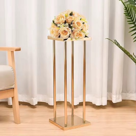 4 Pillar Gold Flower Stand
